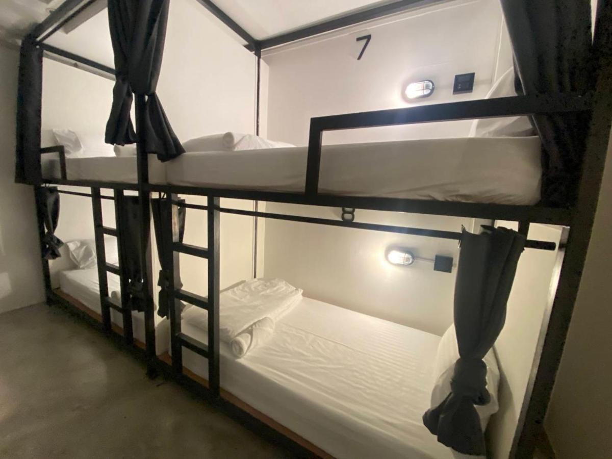 Bed Station Vandrarhem Ban Madua Wan Exteriör bild